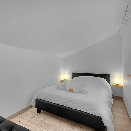 Apartment Nice Studio Under The Roof Ideal For 2 In Toulouse *